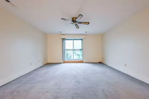 150 Rumford Ave #410, Mansfield, MA 02048 photo 4