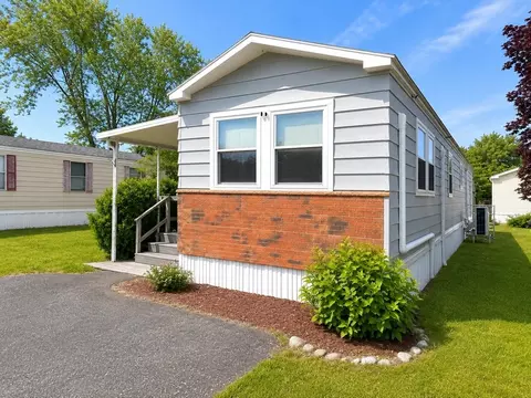 Exterior - 9 Madeline St, Wareham, MA 02538 photo 1 of 5