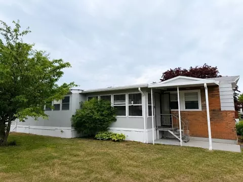 Exterior - 9 Madeline St, Wareham, MA 02538 photo 5 of 5
