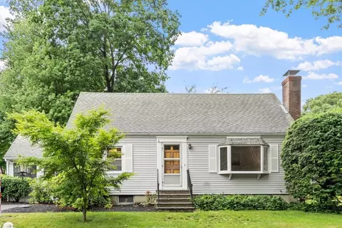 12 Hunt Rd, Bedford, MA 01730