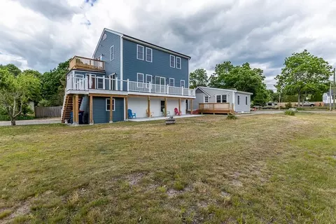 Exterior - 22 Avenue A #1 & 2, Wareham, MA 02571 photo 2 of 11