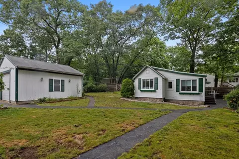 18 Bailey St, Medford, MA 02155