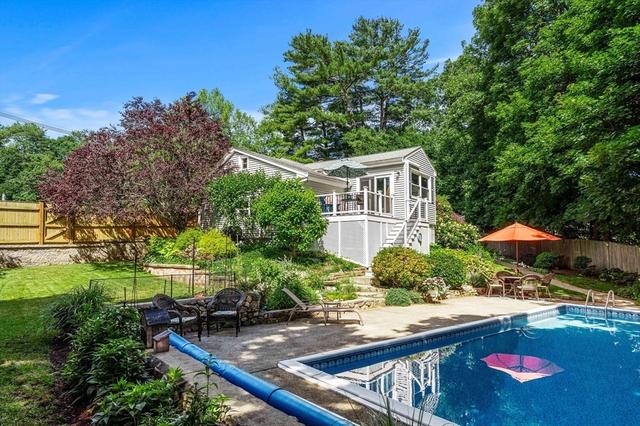 119 Russell St, Peabody, MA 01960
