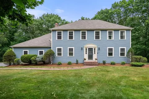 14 Harnden Rd, Foxboro, MA 02035