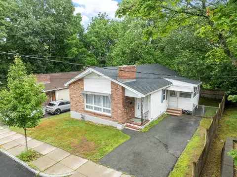 68 Charles St, Hyde Park, MA 02136