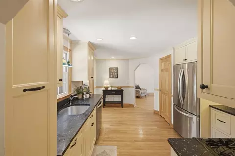 3 Drone Rd, Walpole, MA 02081 photo 10