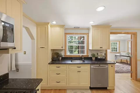3 Drone Rd, Walpole, MA 02081 photo 9