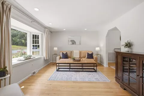 3 Drone Rd, Walpole, MA 02081 photo 5