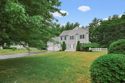 25 Sullivan Way, Foxboro, MA 02035
