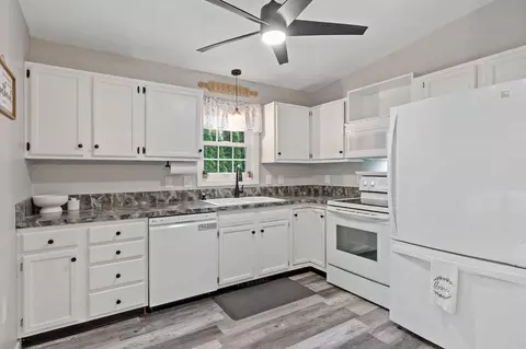 73 Eagle Dr #73, Douglas, MA 01516 photo 3