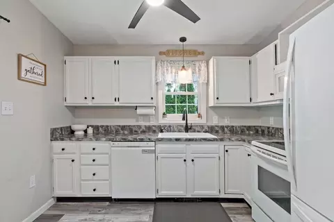 73 Eagle Dr #73, Douglas, MA 01516 photo 5