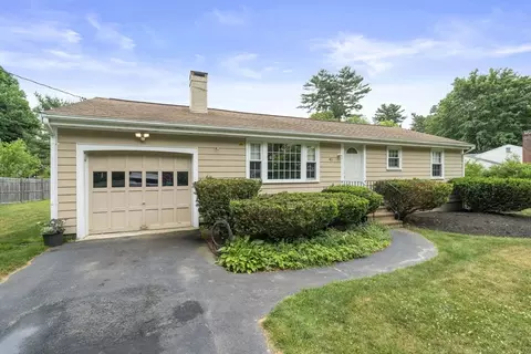 41 Brick Kiln Ln, Pembroke, MA 02359