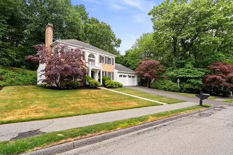 9 Hammersmith Dr, Saugus, MA 01906 photo 3