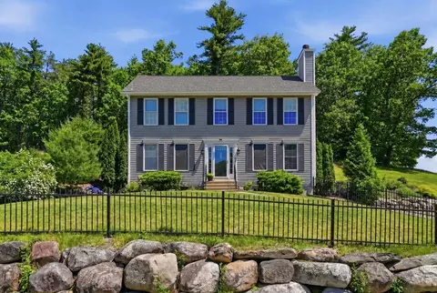 67 Hidden Rd, Dracut, MA 01826 photo 2