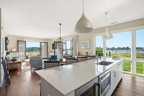 Kitchen - 10 Shipyard Dr #212, Hingham, MA 02043 photo 1 of 3