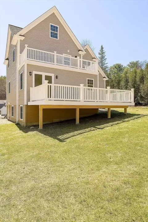 Exterior - 195 Lower Gore Dr, Webster, MA 01570 photo 7 of 8