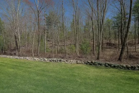 Exterior - 195 Lower Gore Dr, Webster, MA 01570 photo 6 of 8