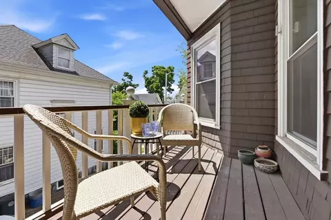 Exterior - 32 Ocean St, Beverly, MA 01915 photo 2 of 11