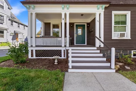 Exterior - 32 Ocean St, Beverly, MA 01915 photo 9 of 11