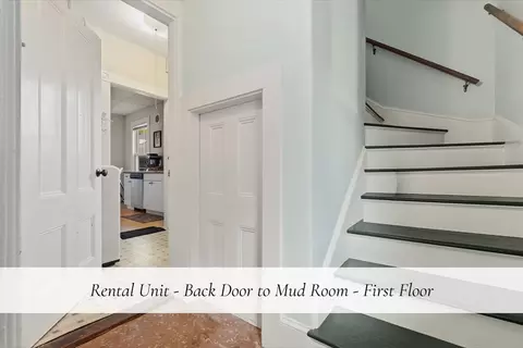 Entry Way - 32 Ocean St, Beverly, MA 01915 photo 4 of 4