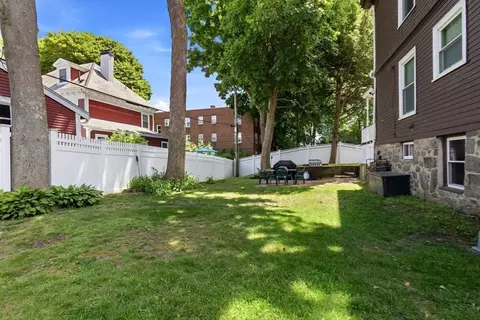 Exterior - 32 Ocean St, Beverly, MA 01915 photo 4 of 11
