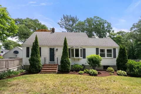 170 Thicket St, Weymouth, MA 02190