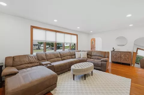 479 Massasoit Rd, Worcester, MA 01604 photo 6