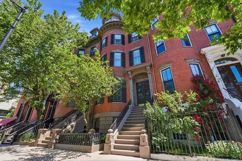 754 Tremont St #4, Boston, MA 02118