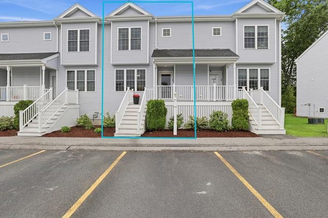 1 Paradise Ln #C3, Whitman, MA 02382