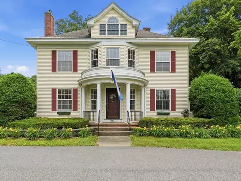 243 Colrain Rd, Greenfield, MA 01301