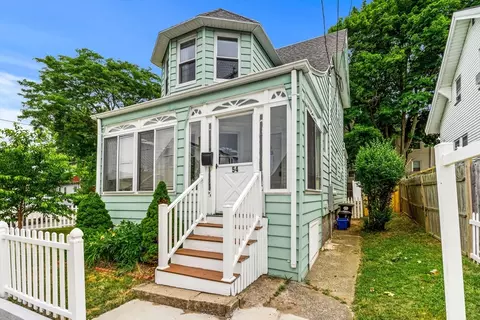54 Marshall St, Quincy, MA 02171
