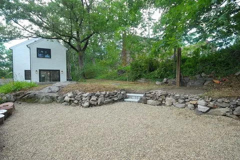 9 Ledge St, Melrose, MA 02176 photo 29