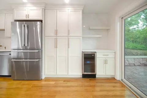 9 Ledge St, Melrose, MA 02176 photo 9