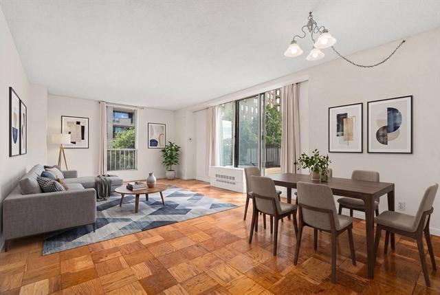99 Pond Ave #501, Brookline, MA 02445