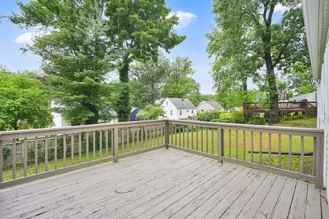328 Hartwick St, Springfield, MA 01108 photo 31