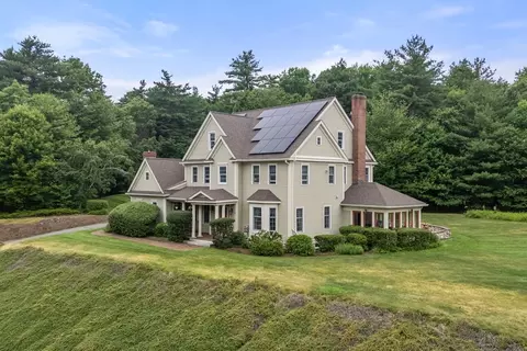 35 Houghton Ln, Boxborough, MA 01719