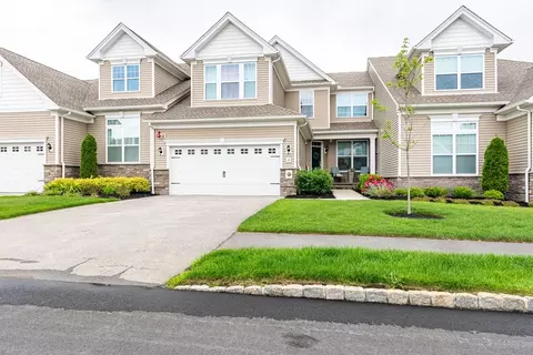4 Plover Ln #4, Methuen, MA 01844