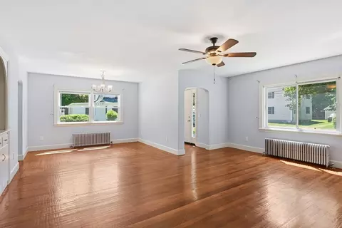 Living - 18 Wright St, Palmer, MA 01069 photo 1 of 4