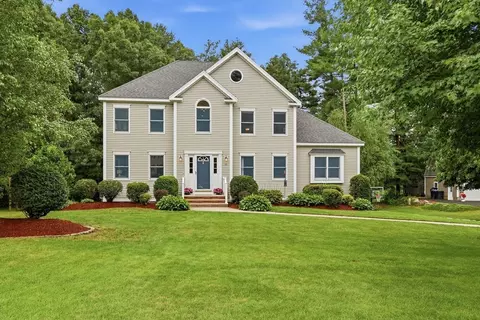 33 Ernies Dr, Littleton, MA 01460