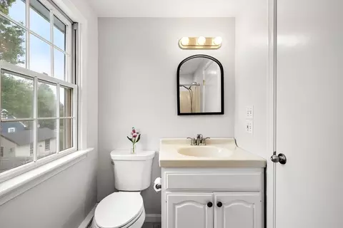 151 Dodge St, Beverly, MA 01915 photo 27
