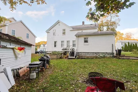 Exterior - 261 Stone St, Walpole, MA 02081 photo 2 of 3