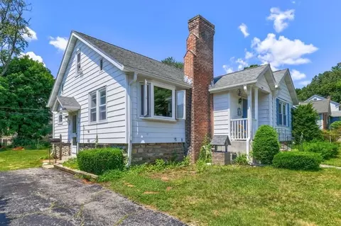 8 Knowles Rd, Worcester, MA 01602 photo 3