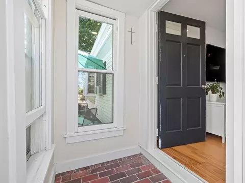 Entry Way - 57 Overlook Rd, Marblehead, MA 01945 photo 1 of 2