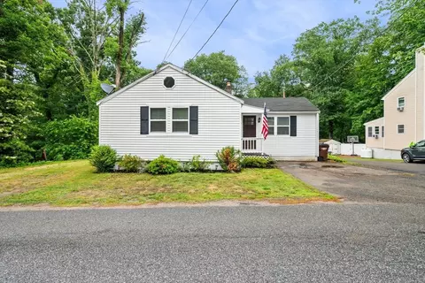 83 Lakeshore Dr, Georgetown, MA 01833