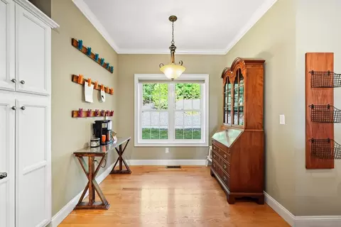 34 Bissonnette Cir, Southampton, MA 01073 photo 7