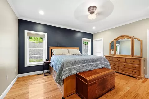 34 Bissonnette Cir, Southampton, MA 01073 photo 17