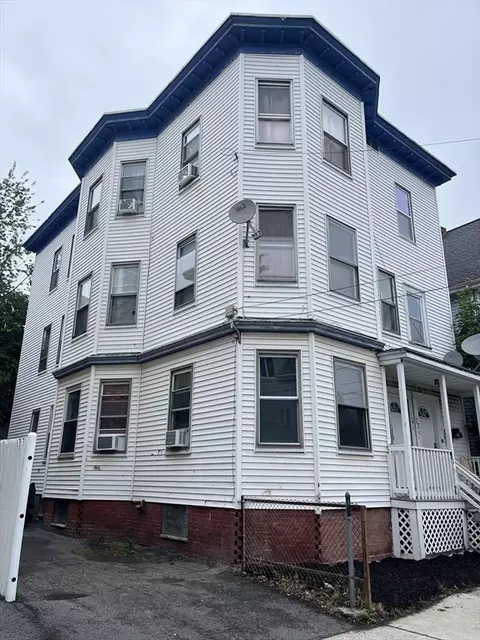 73 Woodman St, Lynn, MA 01905