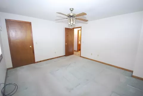 Bedroom - 44-46 Middle St, Springfield, MA 01104 photo 3 of 10
