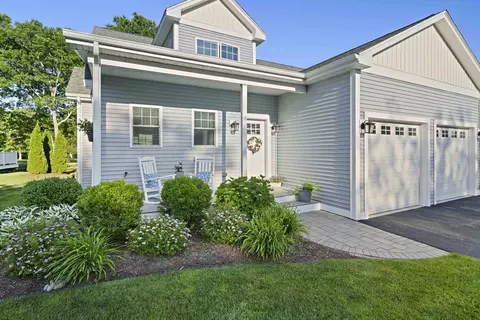 38 Cahoon Rd #38, Wareham, MA 02558