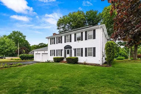 36 Ides Hill Ln, Attleboro, MA 02703